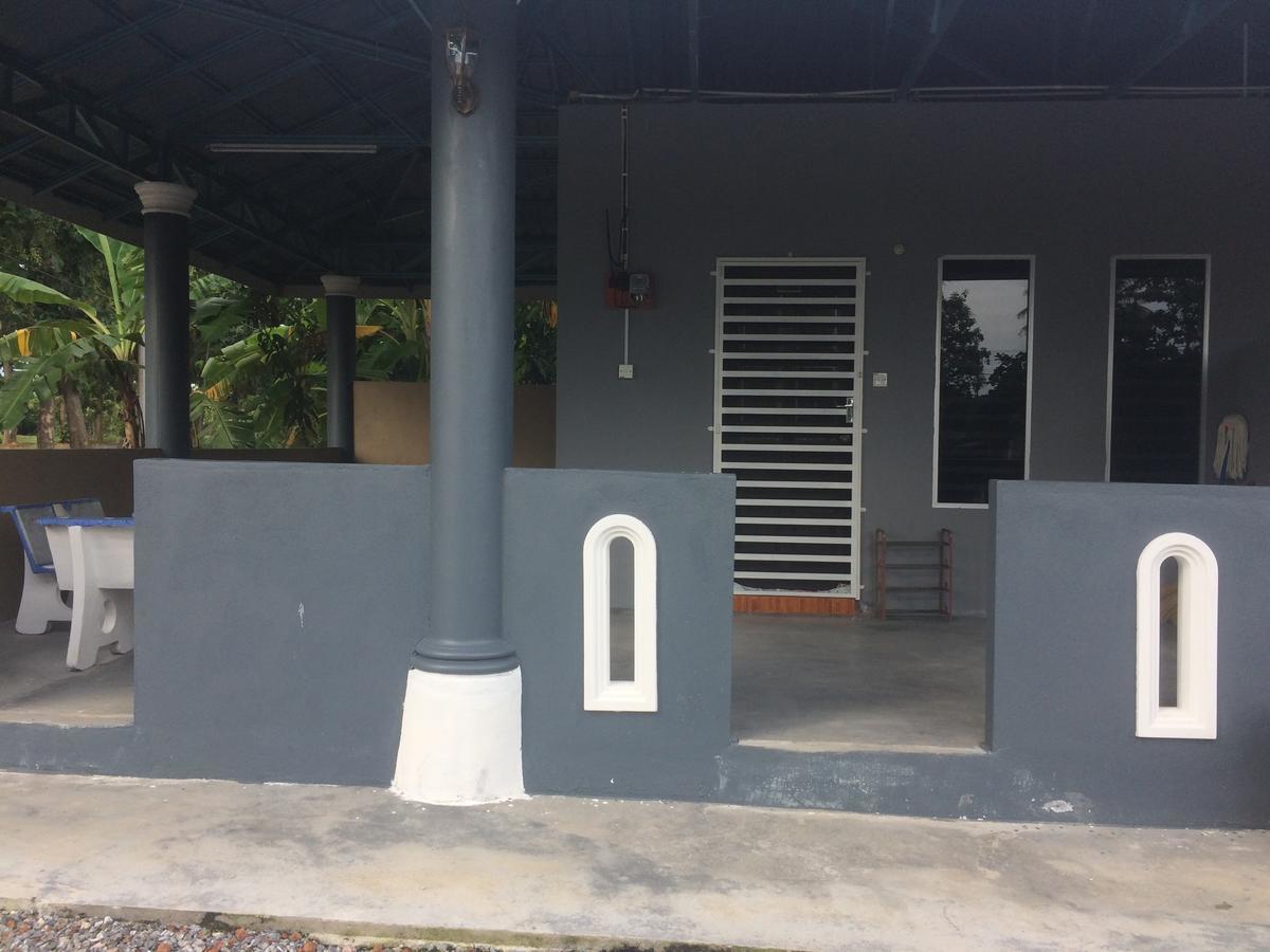 Roomstay Zulmi Arau Buitenkant foto